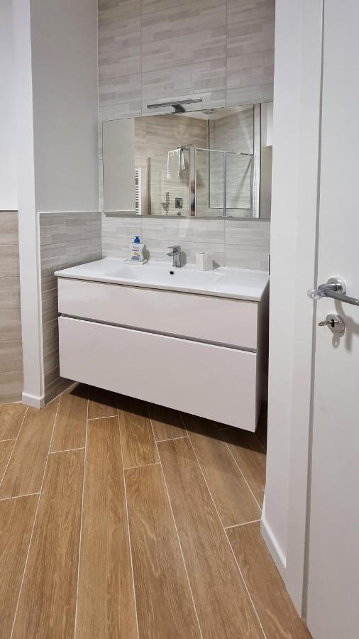 Vignola New Apartment Rom
